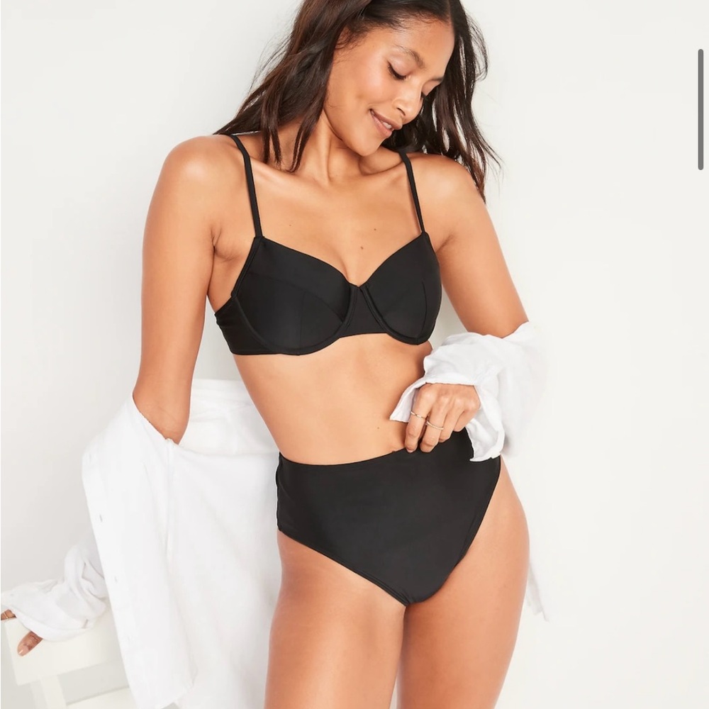 Old Navy Swim Bottoms NWOT